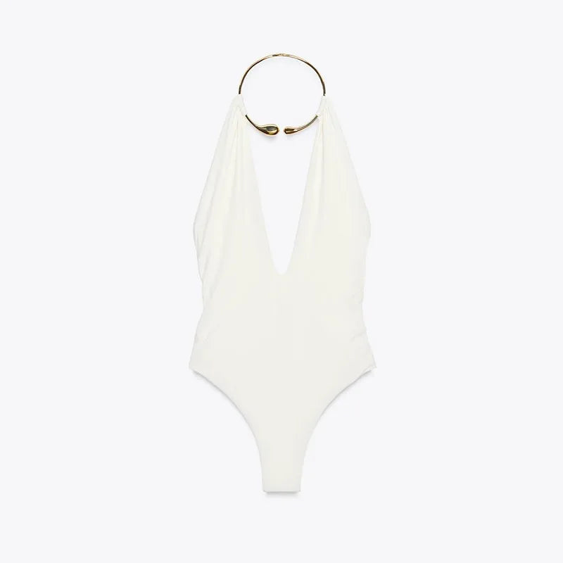 Minimalismo con Estilo: El Top Versátil que tu Verano Necesita