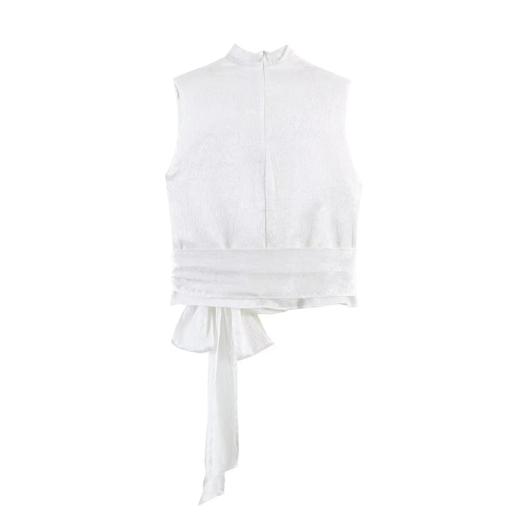 Top Elegante con Detalle de Cinta