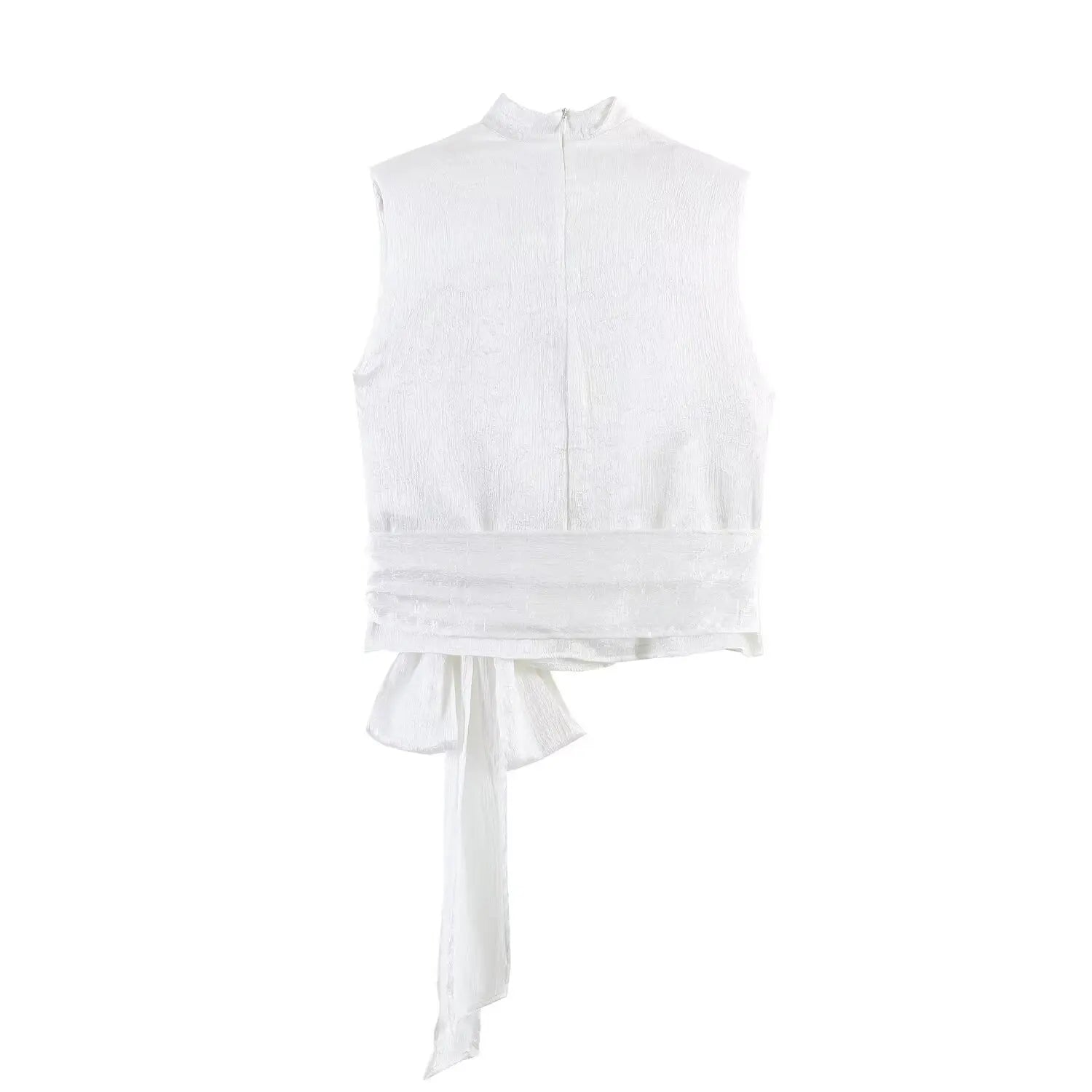 Top Elegante con Detalle de Cinta