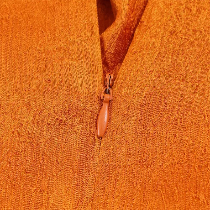 Top Elegante con Detalle de Cinta