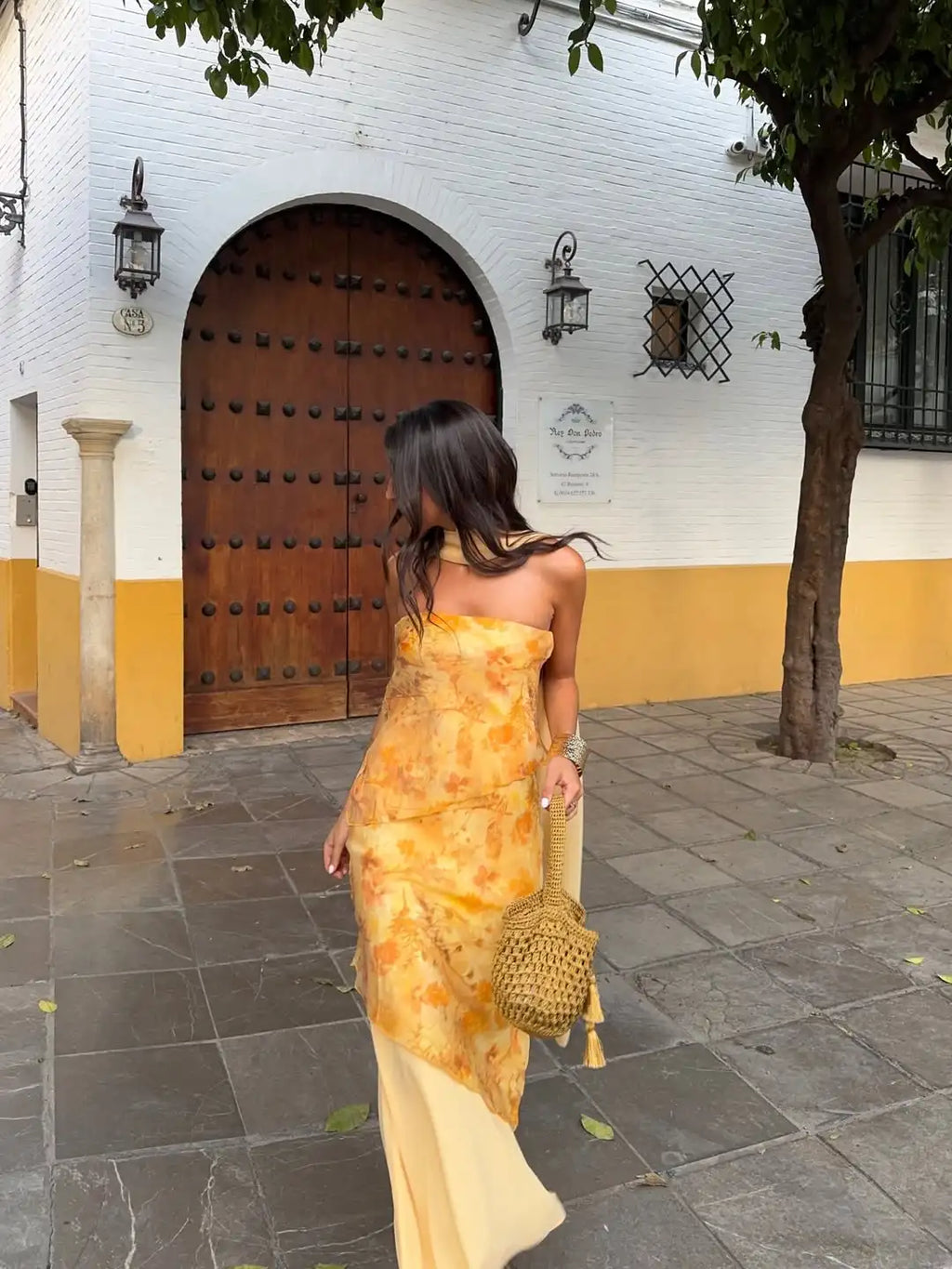 Vestido Elegante de Verano con Detalle de Lazo
