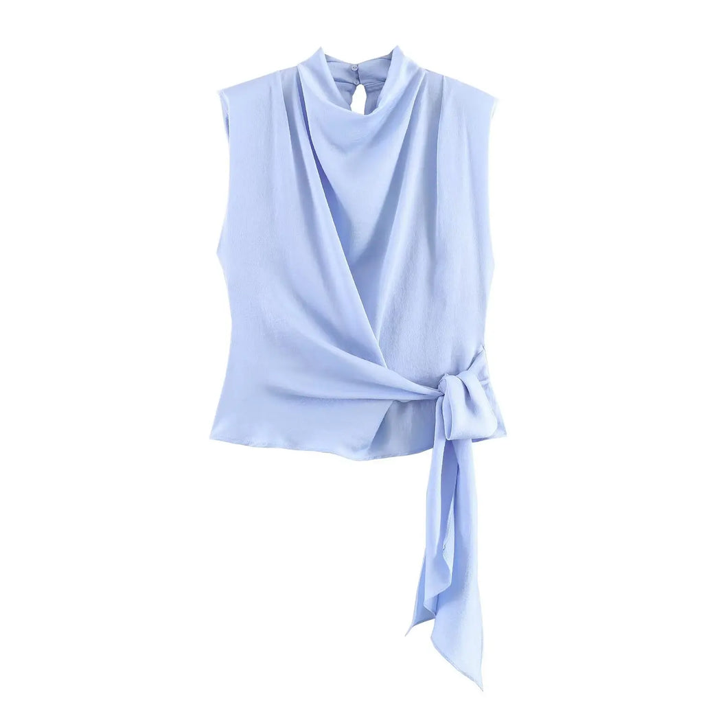 Top Elegante con Detalle de Cinta
