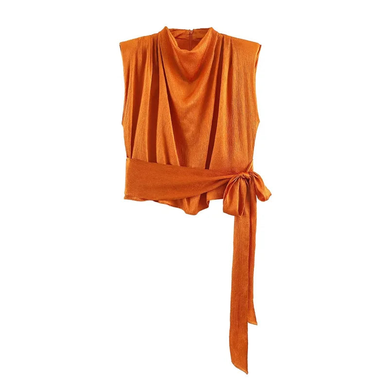 Top Elegante con Detalle de Cinta